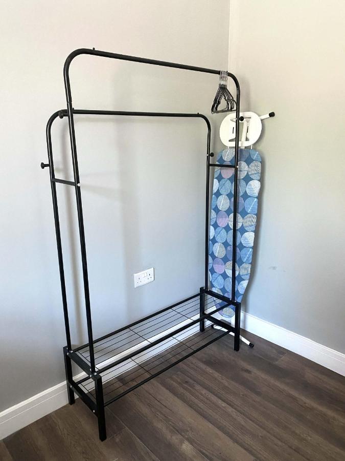 2 Bed Town Centre Nr Theatre Free Park Wi-Fi & Garden Διαμέρισμα Aylesbury  Εξωτερικό φωτογραφία